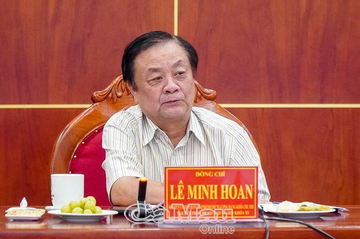 Đồng chí Lê Minh Hoan, nguyên Ủy viên Ban Chấp hành Trung ương Đảng, nguyên Phó Chủ tịch Quốc hội, gợi mở nhiều định hướng quan trọng về phát triển nông nghiệp, nông dân, nông thôn cho tỉnh Cà Mau thời gian tới.