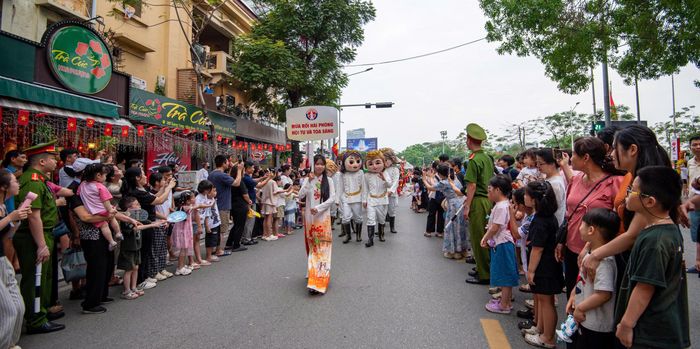 Việc tổ chức Liên hoan lần này chính là tiền đề quan trọng để từng bước xây dựng hồ sơ khoa học, hướng tới trình UNESCO công nhận rối nước là di sản văn hóa phi vật thể của nhân loại.