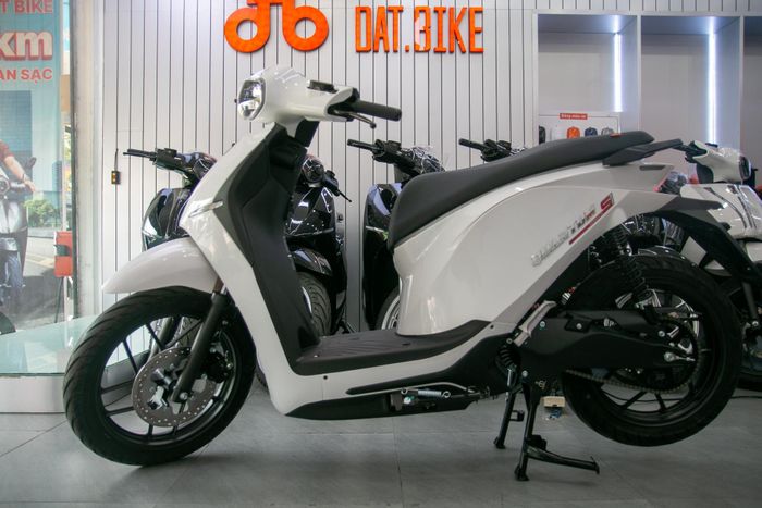Quantum là dòng xe máy điện dành số đông của Dat Bike, với đa dạng phiên bản. Ảnh: Phúc Hậu.