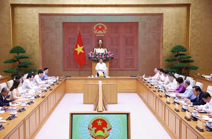 Thủ tướng Lê Minh Hưng chủ trì làm việc với lãnh đạo Bộ ngoại giao. Ảnh: Dương Giang – TTXVN