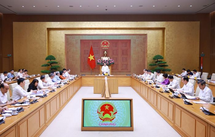 Thủ tướng Lê Minh Hưng chủ trì làm việc với lãnh đạo Bộ Tư pháp. Ảnh: Dương Giang – TTXVN