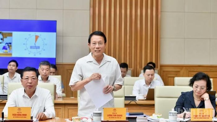 Bộ trưởng Công an Lương Tam Quang phát biểu ý kiến tại phiên họp. (Ảnh: Thanh Giang)