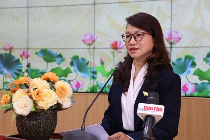GS.TS Nguyễn Thị Thanh Mai, Giám đốc Đại học Quốc gia TPHCM, phát biểu tại hội nghị