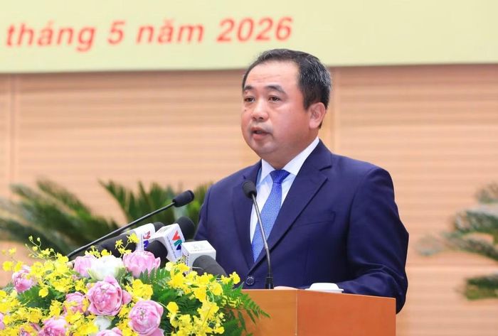 Bí thư Thành ủy Hà Nội Trần Đức Thắng phát biểu tại kỳ họp.