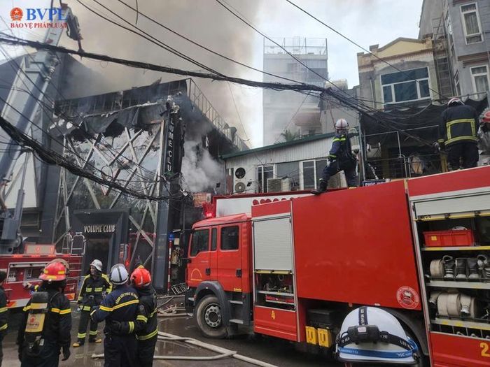  Vụ việc tiếp tục gióng lên hồi chuông cảnh báo về nguy cơ mất an toàn điện tại các cơ sở kinh doanh karaoke, bar và dịch vụ giải trí trong quá trình sửa chữa, cải tạo công trình.