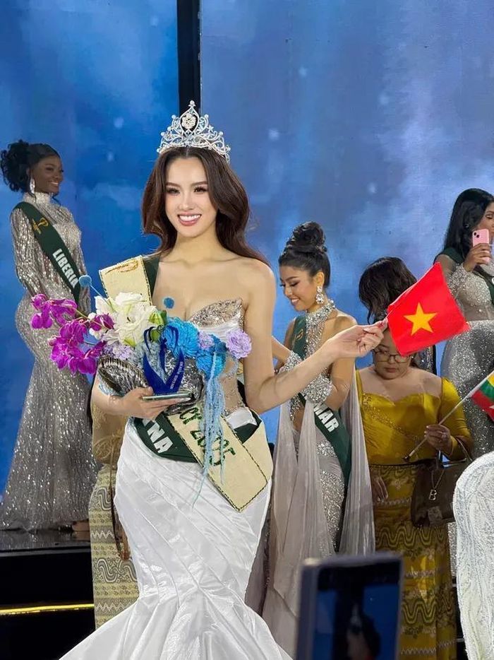 Những chia sẻ của Trịnh Mỹ Anh nhanh chóng thu hút sự quan tâm từ cộng đồng yêu nhan sắc. 
