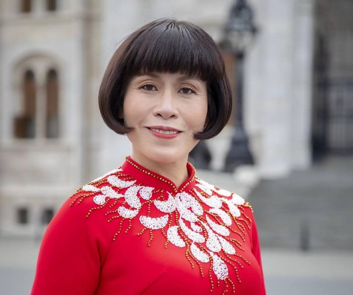TS. Phan Bích Thiện, Chủ tịch Diễn đàn Phụ nữ Việt Nam tại châu Âu, Ủy viên Ủy ban Trung ương MTTQ Việt Nam
