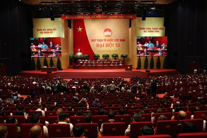 Toàn cảnh phiên làm việc đầu tiên Đại hội đại biểu toàn quốc MTTQ Việt Nam lần thứ XI.