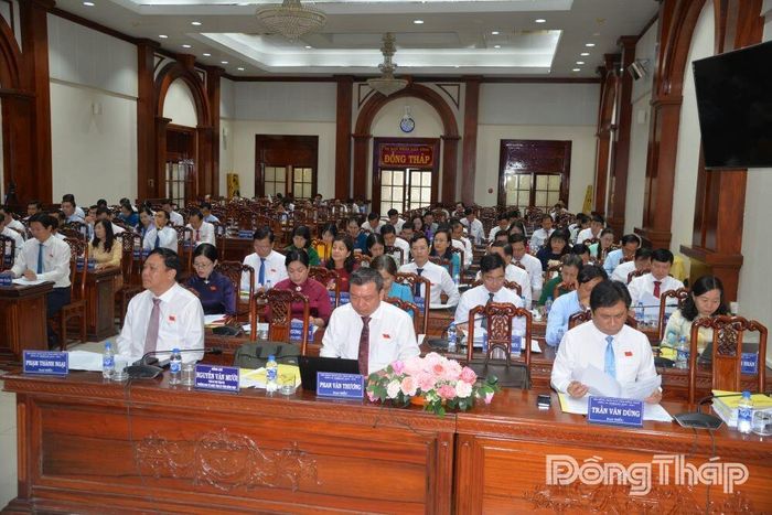 Quang cảnh kỳ họp