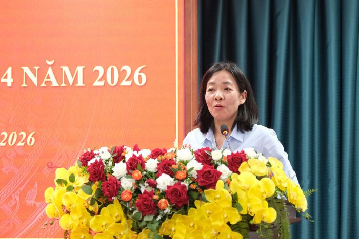 Phó Giám đốc Sở Văn hóa, Thể thao và Du lịch Lâm Đồng Khúc Thị Thoi đánh giá tình hình hoạt động báo chí, tuyên truyền tháng 4