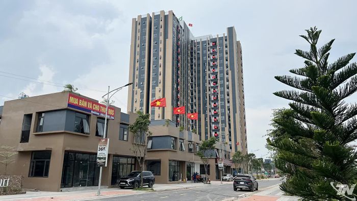 Khu dân cư Đại Thắng (phường Vạn Xuân) là dự án nhà ở xã hội đầu tiên trên địa bàn tỉnh được hoàn thành, đưa vào sử dụng từ tháng 10-2025. Đến nay, 80% số căn hộ đã được bàn giao cho người mua.