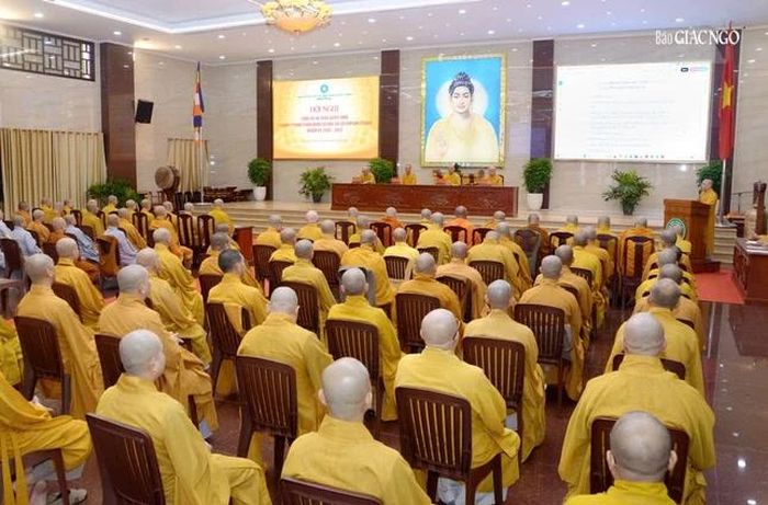 Quang cảnh Hội nghị trao quyết định nhân sự Ban Trị sự Phật giáo TP.HCM nhiệm kỳ 2026-2031