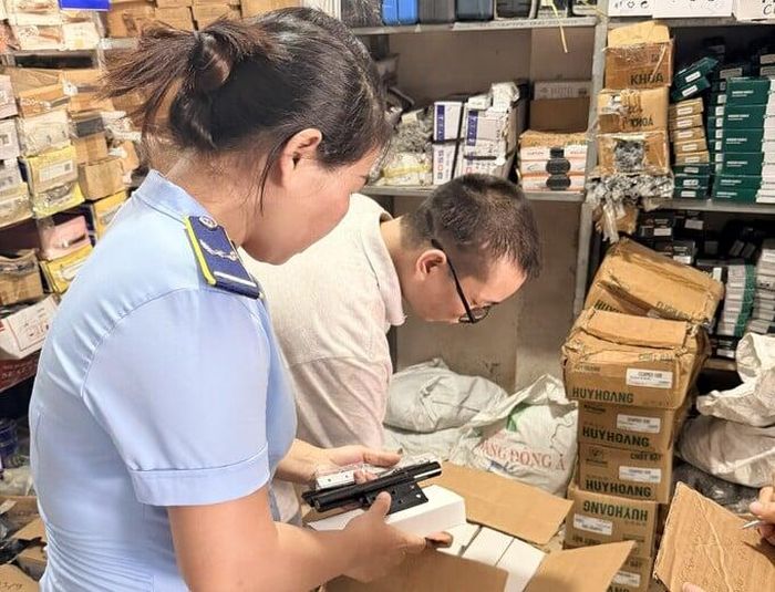  622 đơn vị vật tư không có hóa đơn chứng từ hợp pháp (ảnh QLTT) 