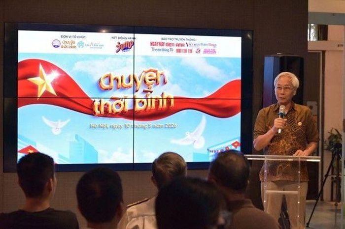 Đại tá Phạm Hồ Quang đã có những lời chia sẻ rất xúc động khi đến tham dự Lễ khai mạc Trưng bày “Chuyện thời bình”