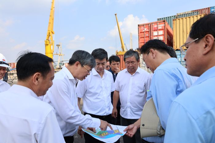 Lãnh đạo Thành phố Cần Thơ thực hiện nhiều giải pháp, nhằm phấn đấu đạt mục tiêu tăng trưởng 2 con số trong năm 2026