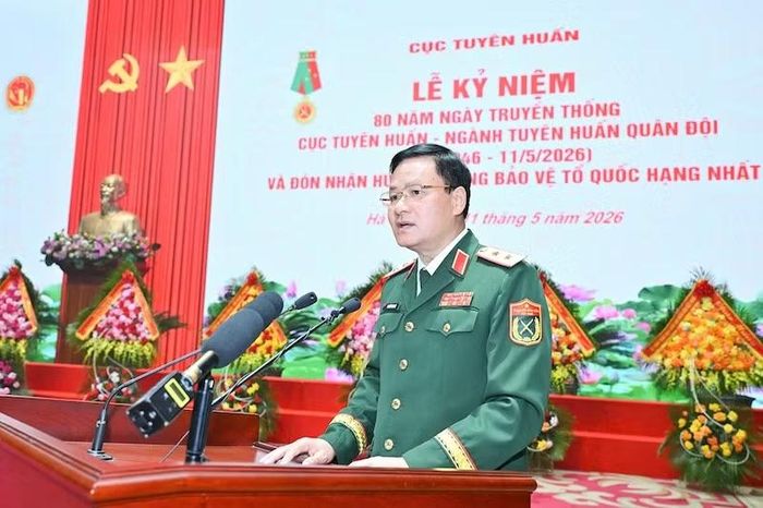 Trung tướng Nguyễn Văn Đức, Cục trưởng Cục Tuyên huấn đọc diễn văn tại lễ kỷ niệm.