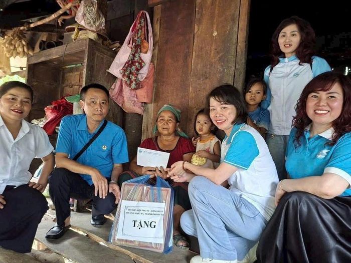 Hội Liên hiệp phụ nữ phường Ngọc Hà đã chủ trì, phối hợp cùng Công đoàn phường thực hiện chương trình "Hành trình Biên cương 2026" tại xã Bắc Lý, tỉnh Nghệ An. Ảnh: PV