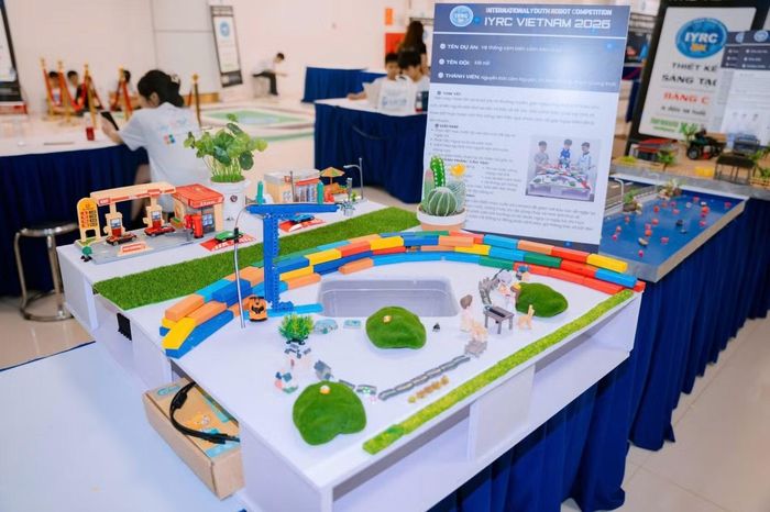 Những thiết kế ấn tượng tại hạng mục "Sáng tạo" ở Giải Vô địch IYRC Việt Nam - VSAR 2025 - 2026, với chủ đề “We Build the Future - Chúng ta xây dựng tương lai”.