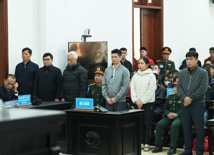 Các bị cáo tại phiên tòa sơ thẩm
