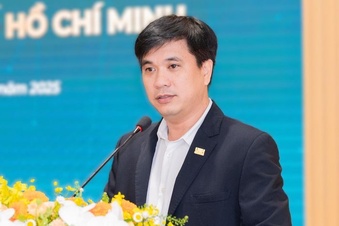 PGS.TS Bùi Quang Hùng, tân Giám đốc ĐH Kinh tế TPHCM. Ảnh: UEH.