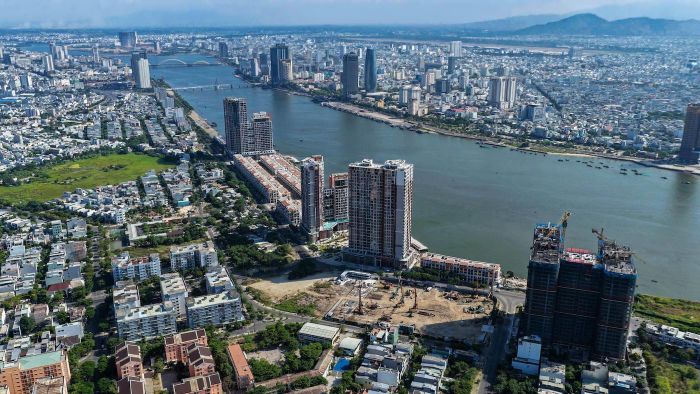  Symphony 5 sở hữu vị trí đắc địa soi bóng bên dòng sông Hàn. Ảnh: Ánh Dương