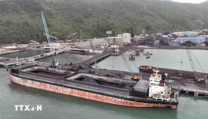 Cảng Chân Mây (thuộc khu kinh tế Chân Mây-Lăng Cô). (Ảnh: Vũ Sinh/TTXVN)