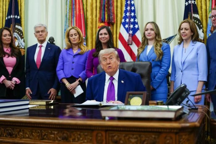 Tổng thống Mỹ Donald Trump phát biểu tại Phòng Bầu dục ngày 11 tháng 5 năm 2026. Ảnh: Bloomberg.