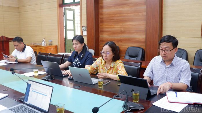 Đoàn công tác Sở Tài chính tham dự buổi làm việc.