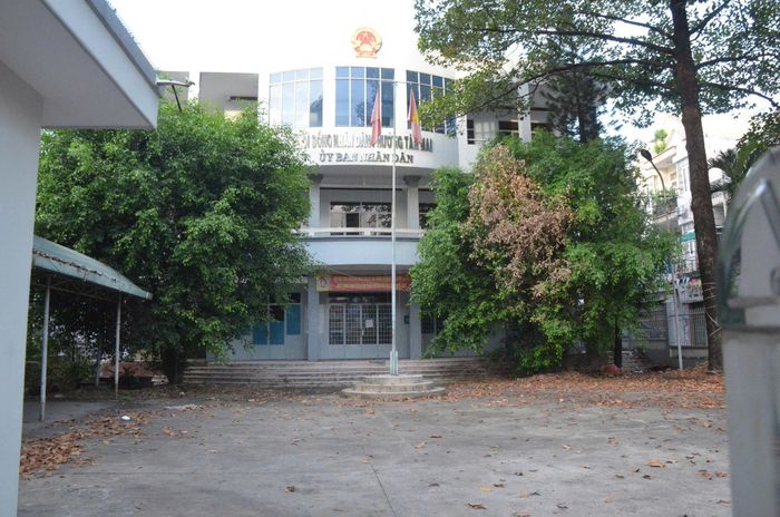 Trụ sở phường Tân Mai cũ hiện đang để trống.