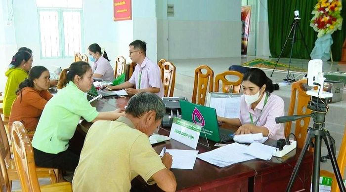 Hoạt động giao dịch được duy trì ổn định tại 19 điểm giao dịch xã, góp phần nâng cao chất lượng tín dụng và phục vụ hiệu quả nhu cầu vay vốn của bà con.