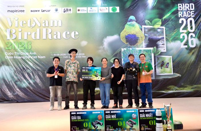 Giải tư thuộc về đội TRÈO CÂY MỎ VÀNG với 88 loài hợp lệ, minh chứng cho sự bền bỉ và khả năng quan sát tinh tế. Ảnh: BTC