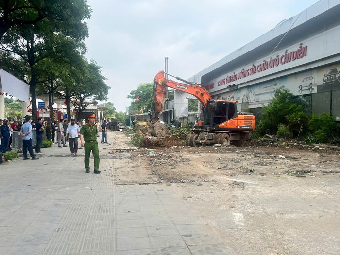 Một mặt bằng sạch hình thành sau khi các lực lượng chức năng tiến hành cưỡng chế. Ảnh: VD