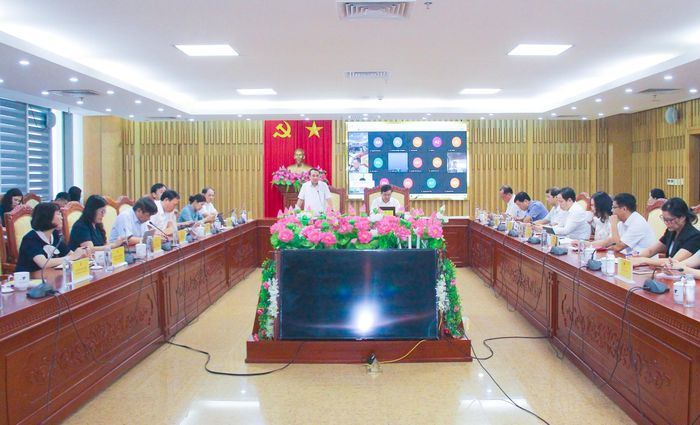 Toàn cảnh hội nghị của Thường trực HĐND tỉnh. Ảnh: Mai Hoa