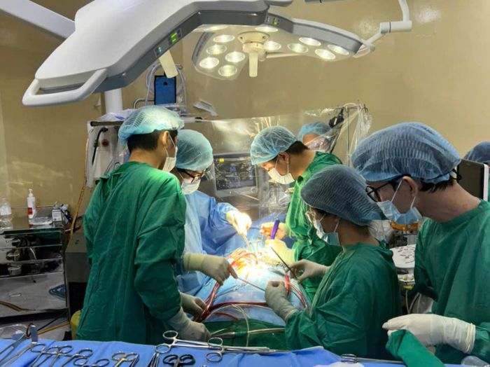 Bệnh viện Tim mạch An Giang làm chủ kỹ thuật mổ tim hở không dùng máy ...