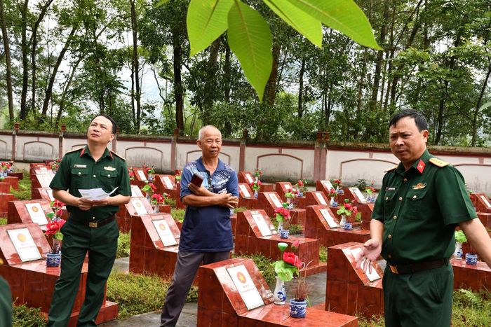 ... khảo sát quy tập tại Nghĩa trang liệt sĩ xã Than Uyên, tỉnh Lai Châu.