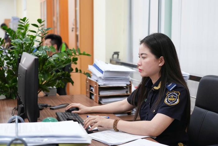 Tính đến ngày 30/4, thu ngân sách đạt hơn 166.300 tỷ đồng.