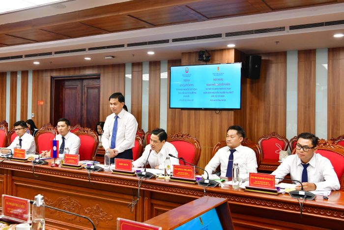 Phó Chủ tịch KTNN Lào Toy Phonthilath cảm ơn sự đón tiếp trọng thị của KTNN Việt Nam với Đoàn. Ảnh: M. Thúy