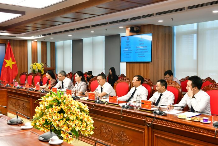 Các đại biểu của KTNN Việt Nam dự Lễ Bế mạc. Ảnh: M. Thúy