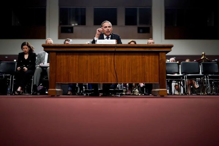  Kelly Ortberg trong phiên điều trần của Thượng viện Mỹ tại Washington vào tháng 4/2025. Ảnh: Bloomberg. 