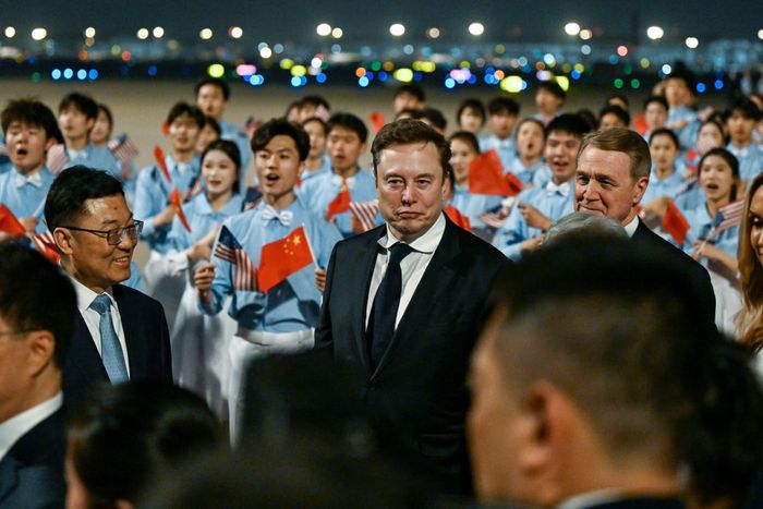 Tỷ phú Elon Musk có mặt trong phái đoàn doanh nhân tháp tùng ông Trump tới Trung Quốc. Ảnh: New York Times.