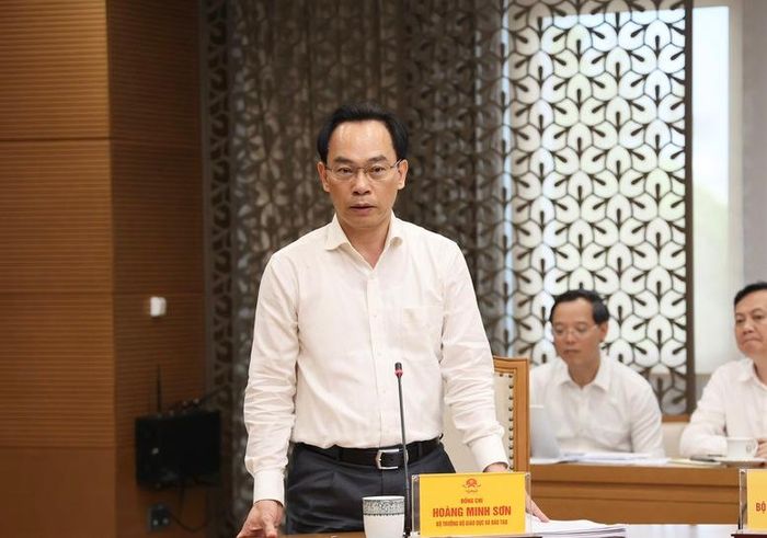 Bộ trưởng Bộ Giáo dục và Đào tạo Hoàng Minh Sơn phát biểu - Ảnh: VGP/Thu Sa