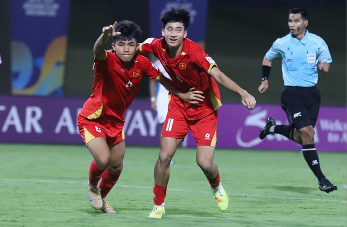 Tấm vé World Cup đã nằm trong tay các cầu thủ trẻ Việt Nam. Ảnh: VFF