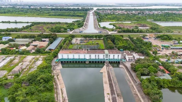 Trạm bơm Yên Sở (Hà Nội) là công trình tiêu thoát nước có vai trò quan trọng trong việc giải quyết tình trạng ngập úng khu vực nội thành khi có mưa lớn xảy ra. (Ảnh: Hoài Nam/Vietnam+)