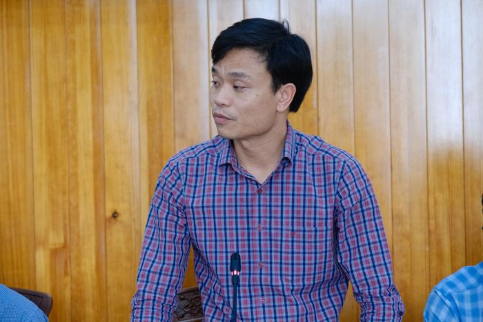 Đại diện lãnh đạo xã Bảo Lâm 2 báo cáo tiến độ thực hiện các phần việc trên địa bàn