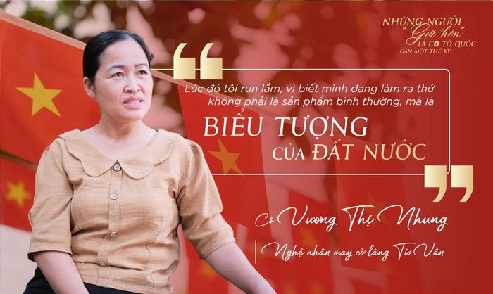 Cô Nhung, nghệ nhân may cờ làng Từ Vân, chia sẻ cảm xúc những lần đầu tiên may cờ. Ảnh: Cẩm Hà, Thu Trang