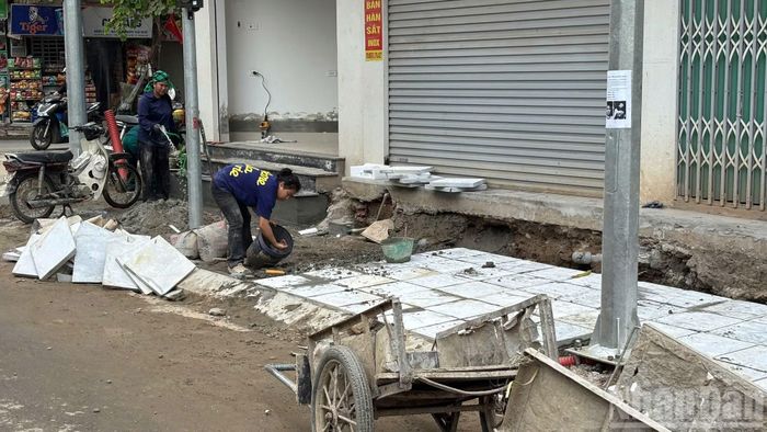Hiện nay, chỉ còn một số đoạn nhỏ đang được công nhân khẩn trương hoàn thiện các hạng mục vỉa hè cuối cùng. Dự kiến trong vài ngày tới, các hạng mục chính của dự án được hoàn tất.