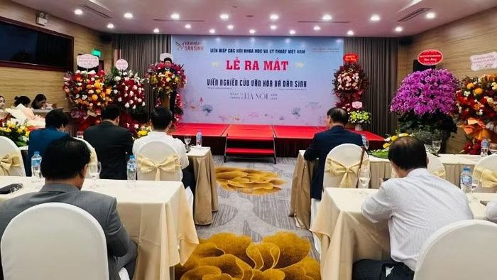 Toàn cảnh lễ ra mắt.
