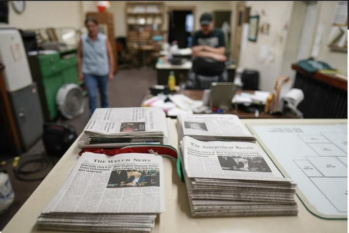 Tờ Welch News ở TP Welch, bang Tây Virginia chính thức đóng cửa vào ngày 13-3-2023, sau gần 100 năm phục vụ. The Welch News từng là nguồn tin tức địa phương duy nhất của Quận McDowell, một trong những quận nghèo nhất nước Mỹ. Ảnh: AP