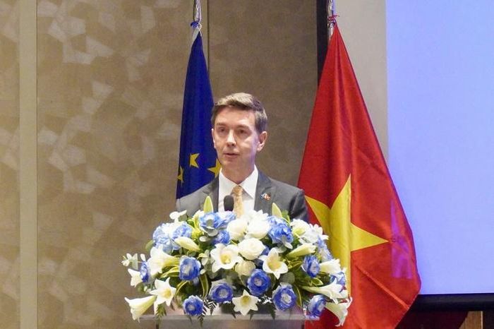 Đại sứ EU tại Việt Nam Julien Guerrier chia sẻ về cam kết của EU trong việc duy trì vị thế là đối tác tin cậy, ổn định và lâu dài của Việt Nam.