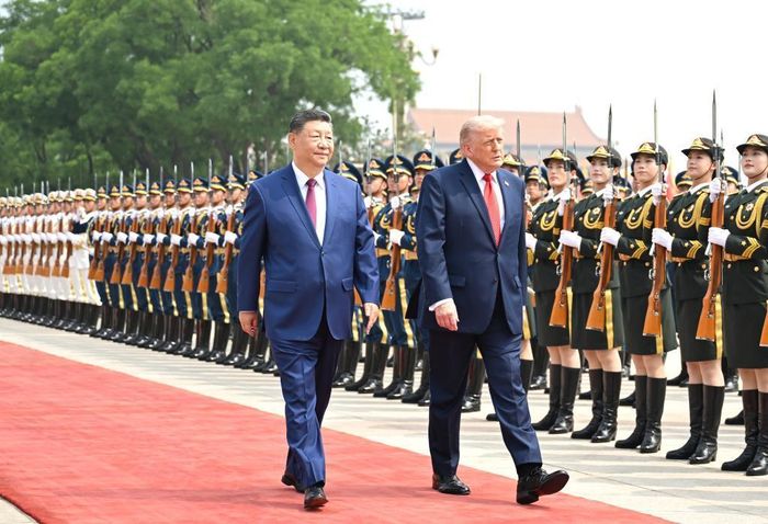 Chủ tịch Trung Quốc Tập Cận Bình chủ trì lễ đón Tổng thống Mỹ Donald Trump bên ngoài Đại lễ đường Nhân dân ở Bắc Kinh. Ảnh: Tân Hoa xã